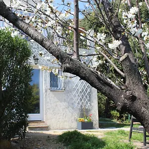 Rez De Avec Beau Jardin Et Belle Vue Hébergement de vacances